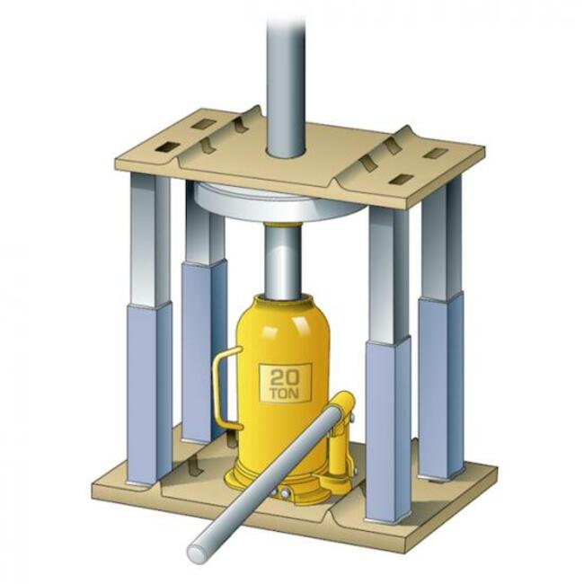 Portable hydraulic press for in-field use