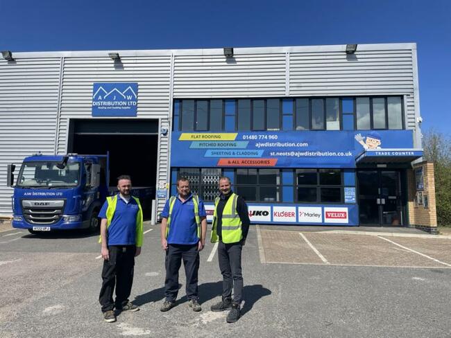 St Neots roofing supplier celebrates 25th birthday