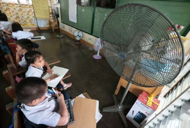 DepEd thumbs down aircons in classrooms