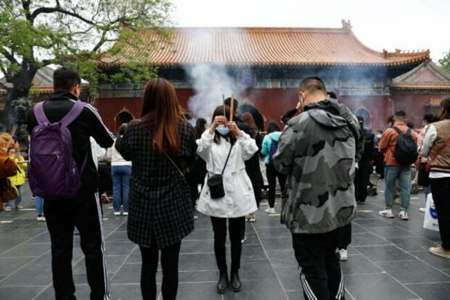 Jobless young Chinese seek solace in temples, tale of failed scholar