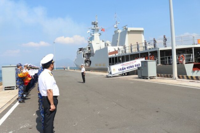 Vietnam naval ship departs for mission in Singapore, Philippines