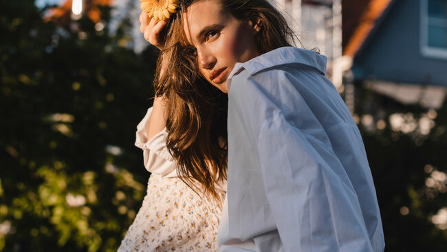 Why I Won't Put My Pronouns In My Bio (Or Anything Else)
