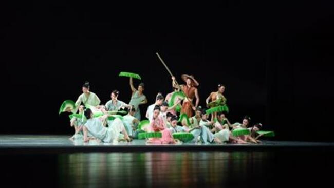 Best feet forward on International Dance Day