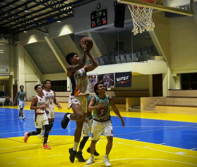 ARQ Builders destroys Barrio Dos, extends win-streak to 5 in MPBA hoop wars