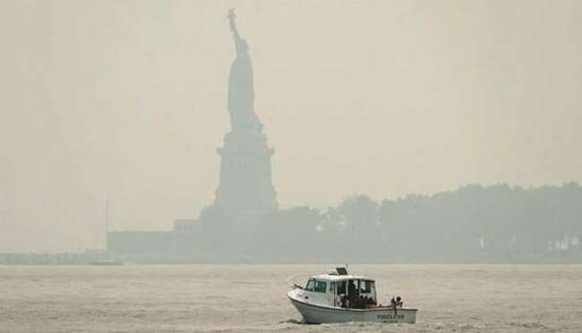 Wildfire smoke causes cross-country air pollution