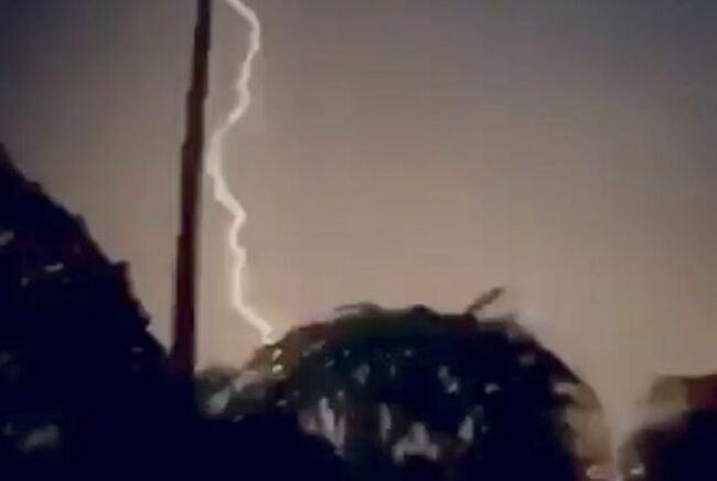 QuickCheck: Are you safe from lightning while in your car?