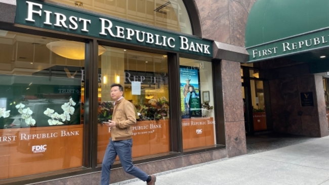 Close to 190 US banks could collapse: USA Today