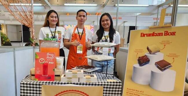 Pastry Pub Serves Sweet and Intense Dessert Cocktails at the Entrep Fair 2023
