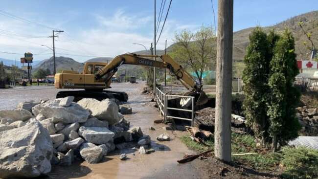 Some evacuation orders lifted in B.C.'s Interior as flooding threat eases