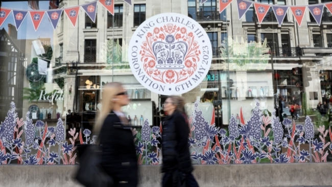 London Chinatown celebrates King Charles III's coronation with Poon Choi
