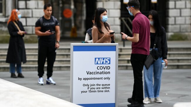UK urges pregnant women to get vaccinated
