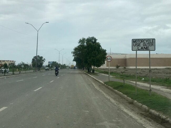 Cebu City to start implementing the use of motorcycle lanes at SRP