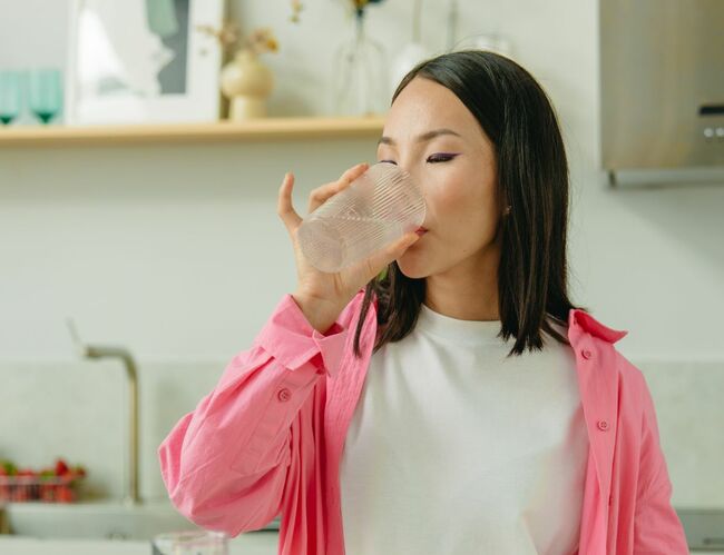 QuickCheck: Will drinking too much water get you intoxicated?