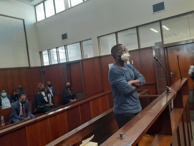 KZN Mercedes Benz driver intends on pleading guilty to looting charges