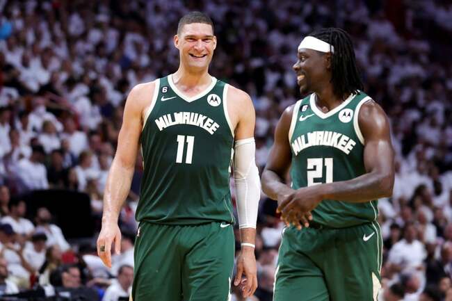 NBA: Bucks' Jrue Holiday is Teammate of Year for third time
