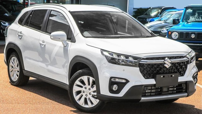 Used 2023 White Suzuki S-Cross ALLGRIP Hatchbackfor sale in Cannington, WA