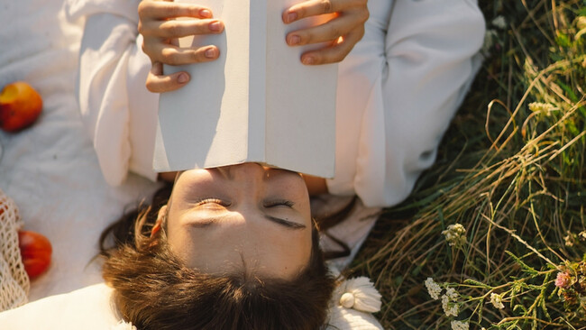 How TikTok Helped Make Reading Cool Again