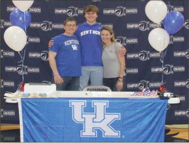 Orloff signs with University of Kentucky