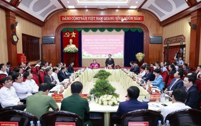 NA Chairman urges Ha Nam to push administrative reform, improve business environment