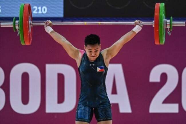 Thirsty for redemption, Cebuana Elreen Ando breaks SEA Games records in golden lift