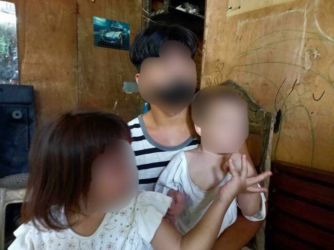 A brother's love: Boy from Tabok, Mandaue assumes responsibility of caring for his younger siblings