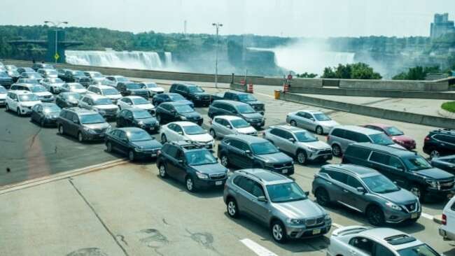 American tourists return to Niagara Region's attractions as border reopens