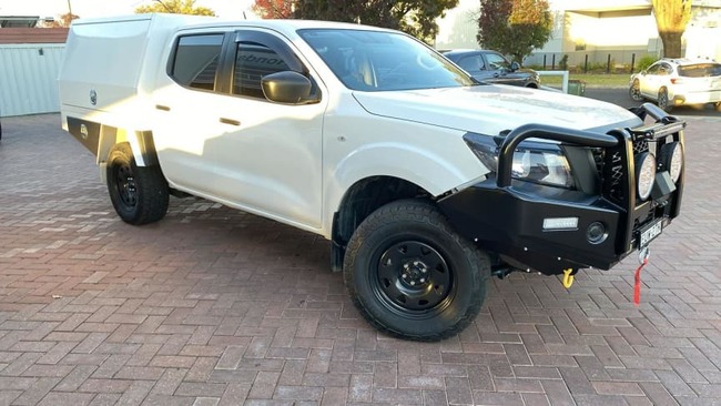 Used 2022 White Nissan Navara SL Cab Chassis Single Cabfor sale in Dubbo, NSW
