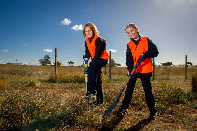Puncturation lesson: Students solve a prickly problem