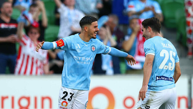 City thrash 10-man Sydney, make fourth straight Grand Final