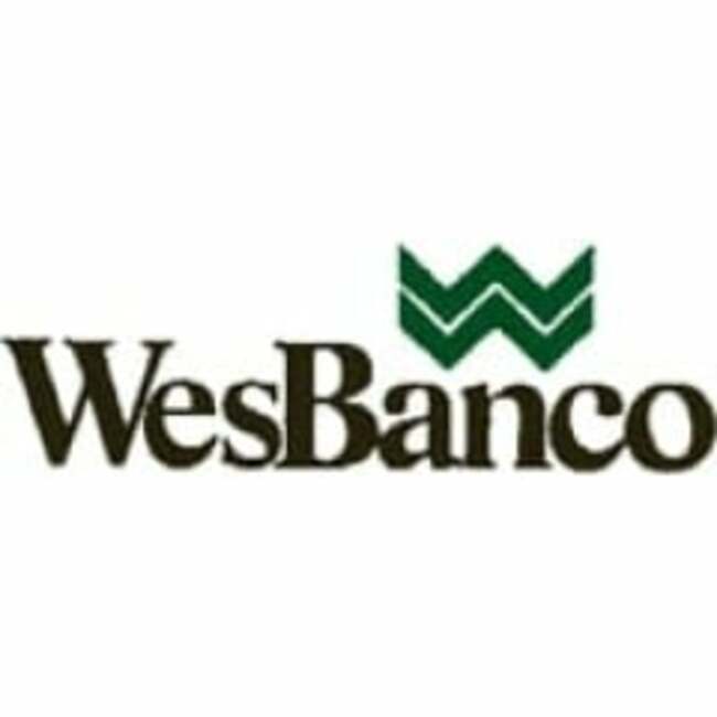 WesBanco, Inc. (NASDAQ:WSBC) EVP Acquires $24,400.00 in Stock