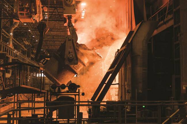 Govt commits $140m to decarbonise NZ Steel