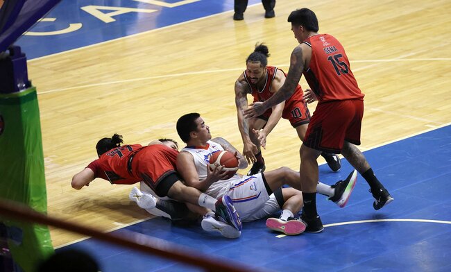 PBA: Blackwater hangs on, NLEX puts Coaches Challenge to test in exhibition