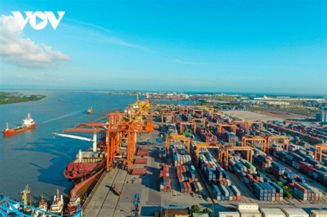 Cargo through seaports nearly doubles in 7 years