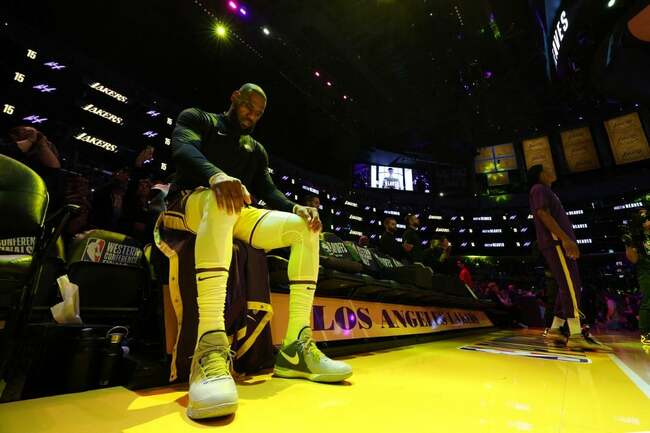 Will ‘King James' give up NBA throne?