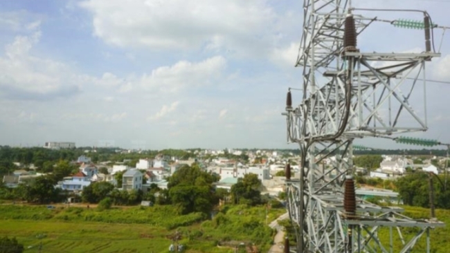 Vietnam seeks more electricity supply from China, Laos to ease summer power shortage