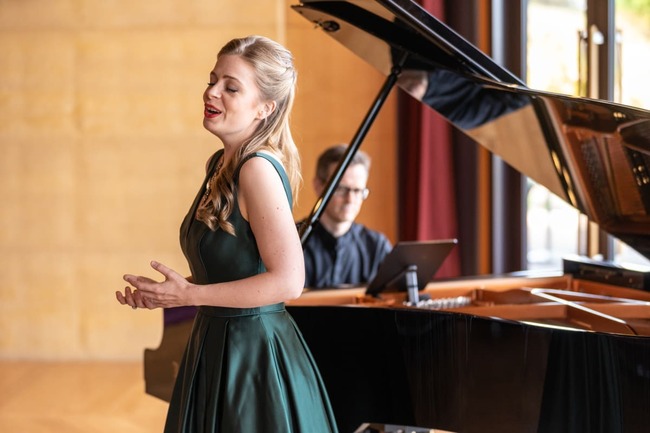 Star soprano Siobhan supports hometown eisteddfod