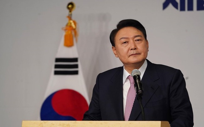 PRESIDENT YOON CALLS FOR MORE EFFORTS TO CRACK DOWN ON N. KOREA FINANCING NUCLEAR, MISSILE PROGRAMMES