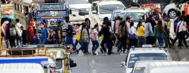 Rate of COVID-19 positive cases drops further in Metro Manila