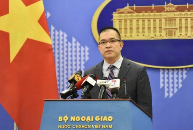 Vietnam tracks Chinese vessel infringing on exclusive economic zone