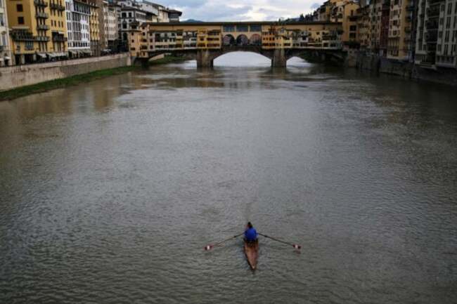 Florence seeks to ban Airbnb rentals apartments from city center – mayor