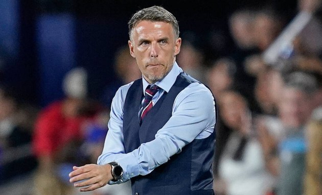 Beckham sacks pal Neville at Inter Miami