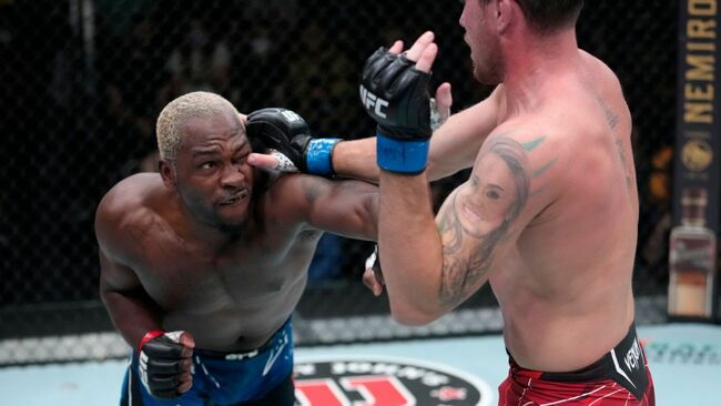 Derek Brunson submits Darren Till in UFC main event, calls for middleweight title shot