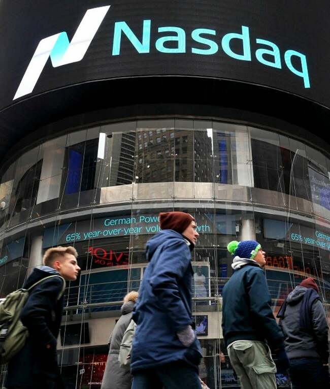 S&P 500, Nasdaq close lower as traders cash in on latest megacap rally