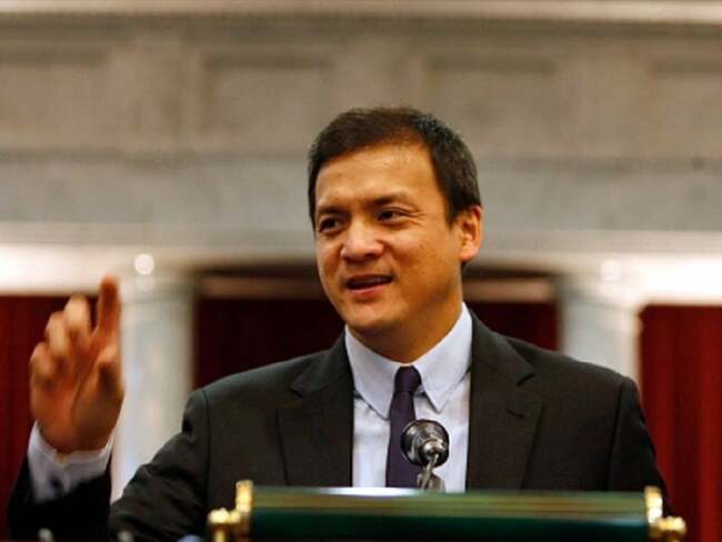 Marquez to law grads: Judicial reforms are not for SC to work on alone