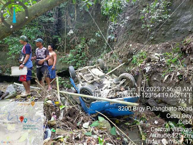 Cebu City accident: Multicab falls into ravine in Pulangbato; 3 hurt