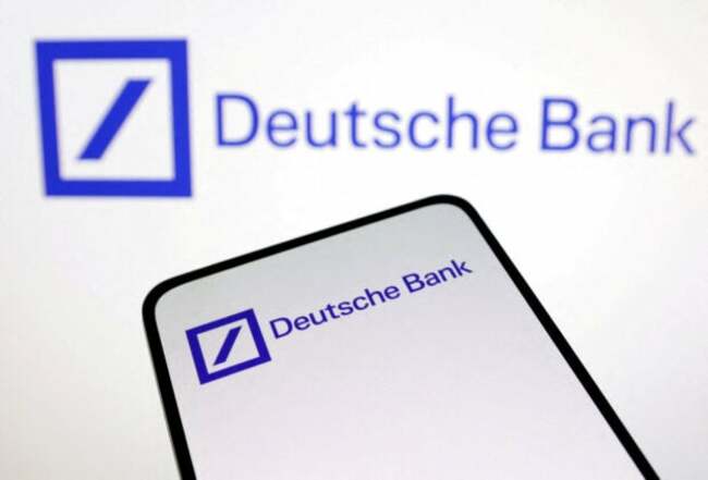 Greenpeace activists climb Deutsche Bank building to protest investment policies