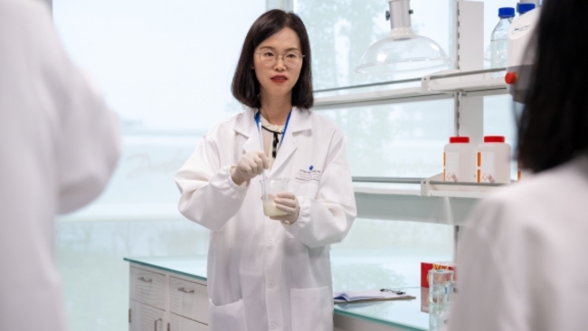 Global cosmetics brands bring new ideas to Chinese market
