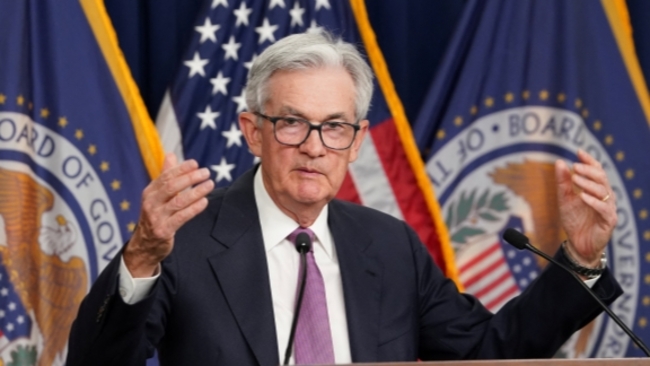 US Fed pauses hike of interest rates