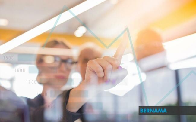 US STOCKS CLOSE LOWER AS INVESTORS WEIGH FED'S NEXT MOVE