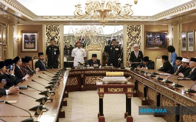 STATE POLLS: SULTAN OF SELANGOR REMINDS ALL NOT TO TOUCH ON SENSITIVE ISSUES